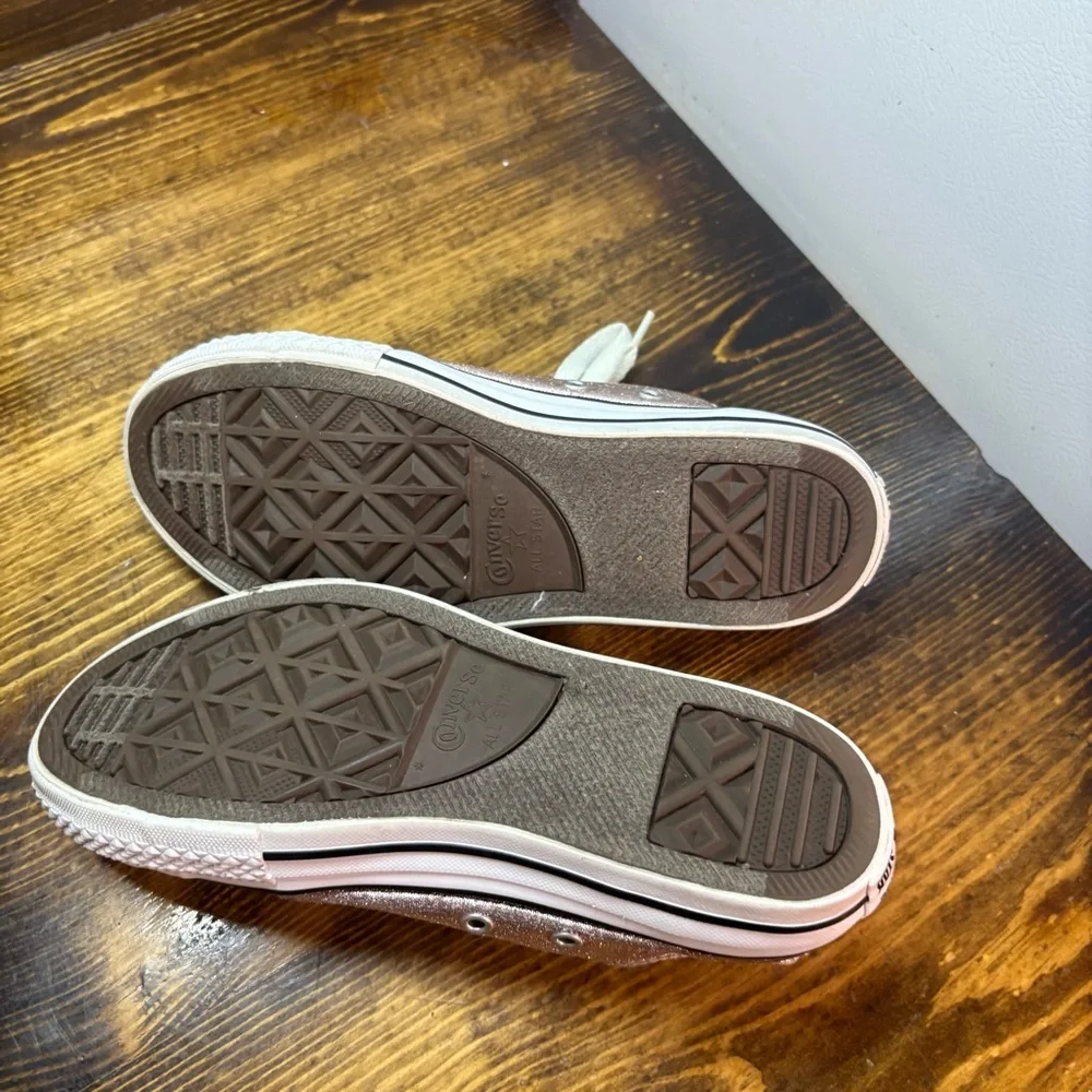 Converse Rose Gold‎ Sneakers Size 3